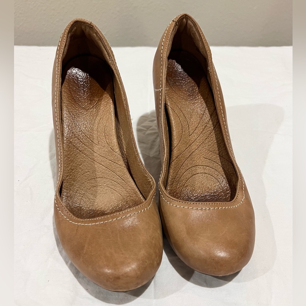 Clarks Leather Closed-Toe, Wood Wedge Heels - Tan